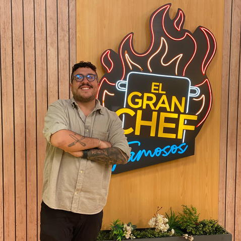 Cholo Mena llega a la cocina de 'El gran chef: famosos'. Foto: Facebook/Cholo Mena   