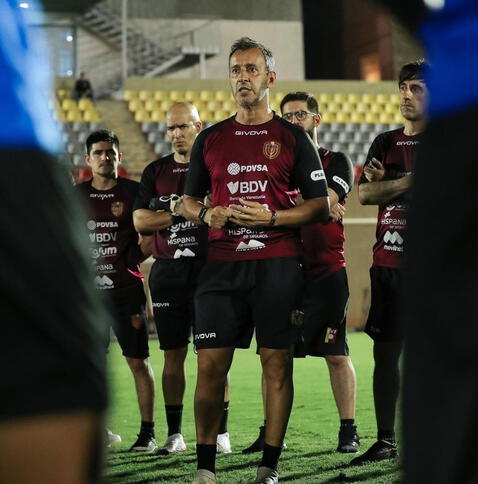 Fernando Batista inició su carrera como DT en la Sub18 de Armenia. Foto: Instagram.   