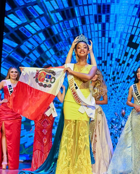  Kiara Cepero participó en el Miss Teen Towering Universe 2023, enviada por la organización Teen Afro Perú. Foto: Kiara Cepero/Instagram<br><br>    