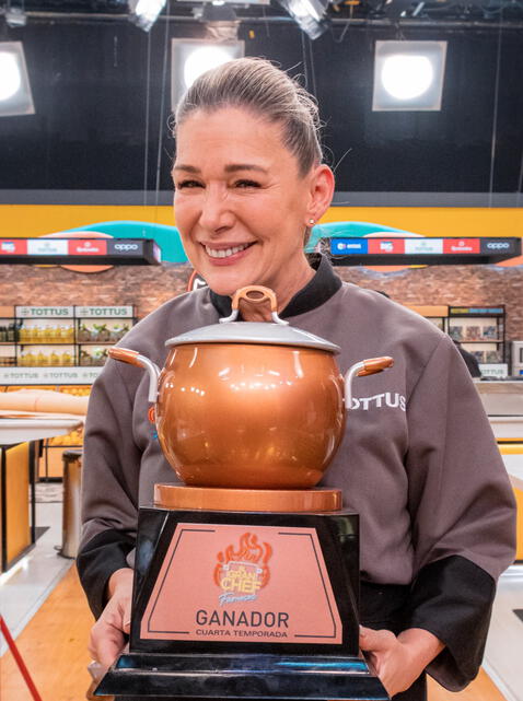  Mónica Zevallos se llevó la 'olla de oro' de ‘El Gran Chef: Famosos’. Foto: Latina<br><br>    