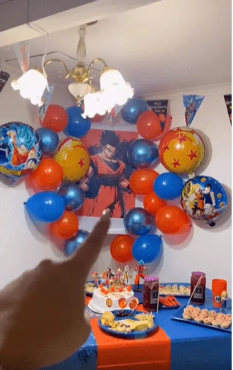 Chilena prepara cumpleaños de "Dragon Ball" a su novio. Foto: captura de TikTok   