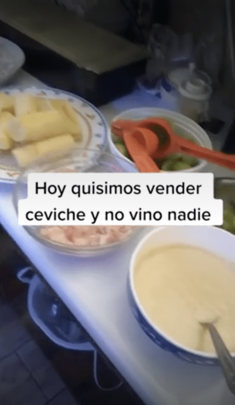 TikTok viral peruano - Jóvenes no tienen clientela al intentar vender ceviche