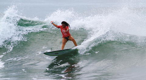 Analí Gómez se consagró campeona latinoamericana de surf 