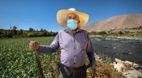 Héroes anónimos: el agricultor que no se rinde ante la pandemia