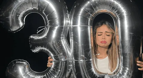 Mayra Goñi sufrió fuerte caída y perdió su torta en fiesta por sus 30 años: “Me duele mucho”