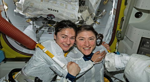 Jessica Meir y Christina Koch salen al espacio abierto para completar nueva misión [EN VIVO]