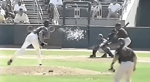 MLB: Se cumplen 18 años del lanzamiento que mató un pájaro [VIDEO]