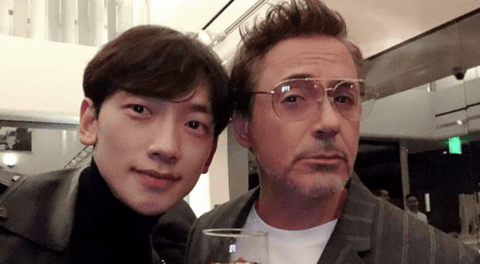 Rain y Robert Downey Jr. sorprendieron a sus fans con una selfie en sus redes sociales