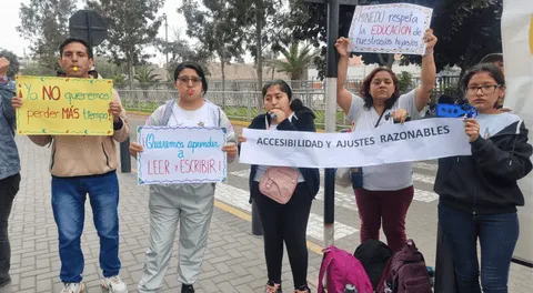 Estudiantes con discapacidad auditiva exigen al Minedu que contraten intérpretes de lengua de señas