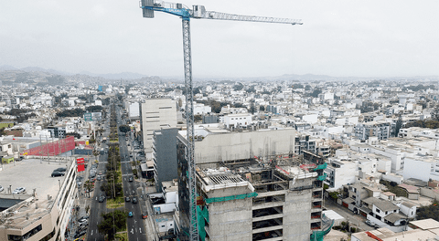 Surco: Vecinos contra gigantes de concreto