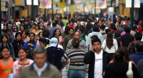 1,7 millones de limeños trabaja, pero gana menos de S/800
