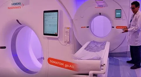Médicos utilizan tomógrafo que funciona con IA: ¿qué enfermedades se podrá diagnosticar con este aparato?