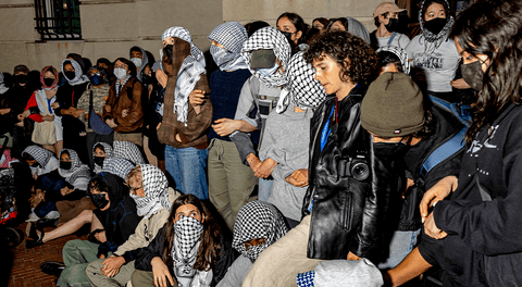 Alumnos toman la Universidad de Columbia como protesta por la guerra entre Israel y Gaza