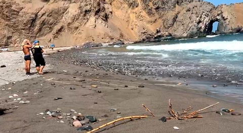 Feminicidio en Cañete: policía encuentra cuerpo de mujer decapitada en playa Boca del Río en Mala