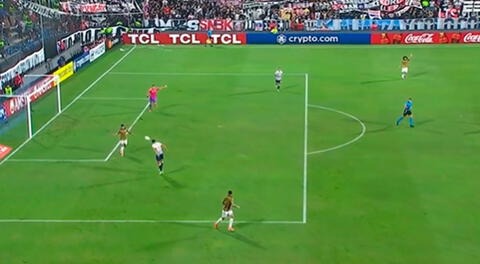 Hernán Barcos anota el 1-0 de Alianza Lima tras terrible blooper de la defensa de Colo-Colo