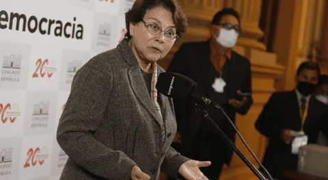 Gladys Echaíz defiende creación de la Escuela de la Magistratura, pero rechaza integrarla