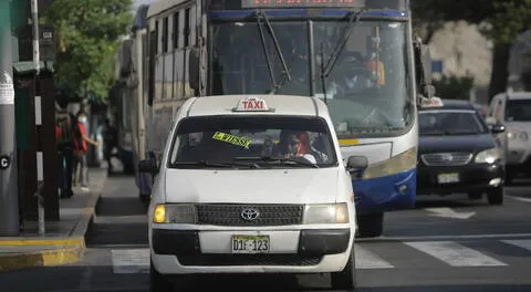 Dictamen que legaliza a autos colectivos en Lima y Callao ya está en el Pleno del Congreso