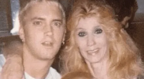 Muere Debbie Nelson, madre de Eminem, a los 69 años tras una dura batalla contra el cáncer de pulmón