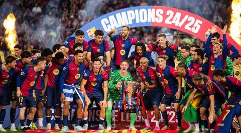 Barcelona celebró a lo grande la obtención del triplete en el Olímpico de Montjuic