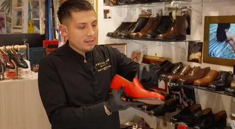 El zapatero peruano que ha confeccionado los zapatos de los 3 últimos papas: la vida de Daniel Arellano