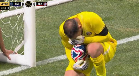 Donnarumma se quiebra en pleno partido tras fuerte lesión en el tobillo de Musiala por los cuartos de final del Mundial de Clubes