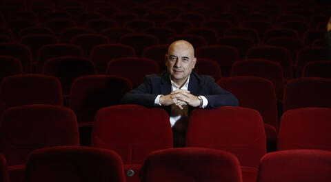 Miguel Molinari: "Los teatros adquieren su prestigio a partir de grandes propuestas de temporada"