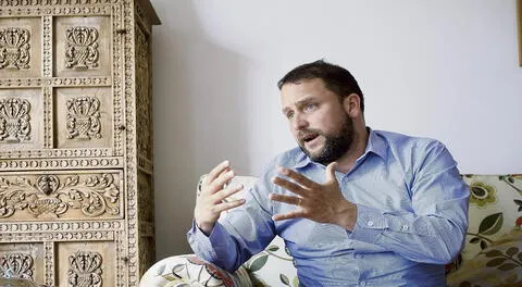 Eduardo Dargent: “La gente de derecha cree que se ve súper bacán criticando a los caviares, pero muchos los ven parecidos”