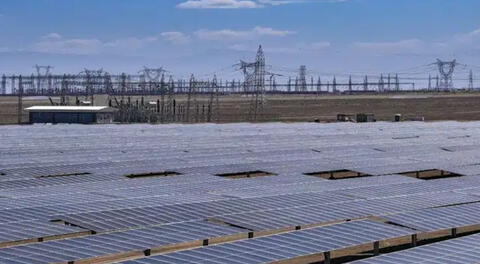 Perú inaugura su planta solar más grande, construida por la española Zelestra en Arequipa: generará energía para 440.000 hogares