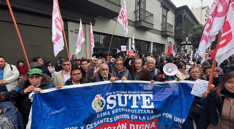 Sutep pide al Congreso aprobar aumento de pensiones a S/3.300 para maestros: "No tenemos pensión, tenemos propina"
