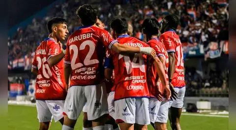 Nacional venció a Huracán FC y clasificó a octavos de final de la Copa AUF Uruguay 2025