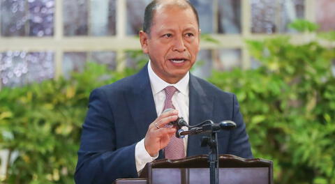 Ministro de Trabajo sugiere revisar actuación de las AFP: "Podrían usar mal los fondos y no ver el interés del trabajador"