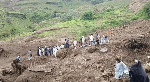 Aludes devastan aldea de Tarasin en Sudán: rescatan 370 cuerpos y temen más de 1000 muertos