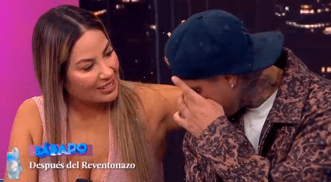 Pamela López y Paul Michael se emocionan en ‘Esta noche’ al ser consultados sobre posible embarazo de la influencer