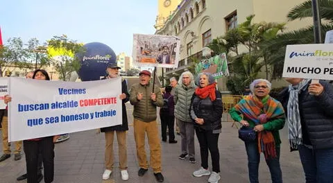 Vecinos de Miraflores protestan en contra de pileta cibernética de alcalde Carlos Canales: “Es un locura, es totalmente innecesaria”