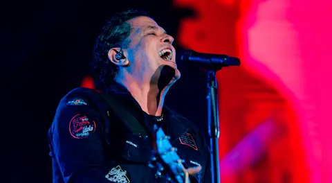 Carlos Vives se emociona al cantar ‘Y se llama Perú’ en Lima: “Si vuelvo a nacer, quiero ser el Zambo Cavero”