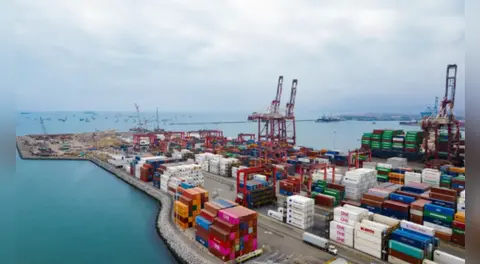Exportaciones del Perú crecieron 22,1% en agosto 2025 y alcanzaron récord de US$8.728 millones, según el INEI