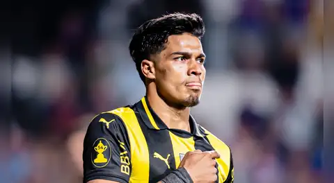 Peñarol derrotó 2-0 a Defensor Sporting y es el primer finalista de la Copa Uruguay 2025