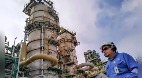 Sindicato de PetroPerú alerta sobre cese de operaciones en Talara: "Pone en riesgo la percepción de regalías y canon petrolero"