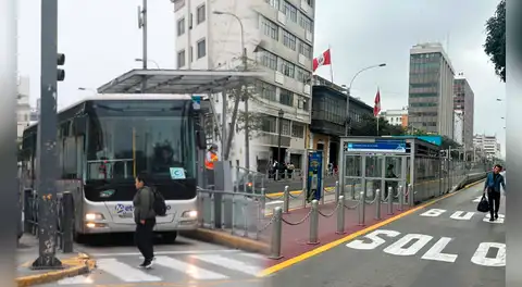 Reaperturan estaciones del Metropolitano en el centro de Lima tras presencia de manifestantes