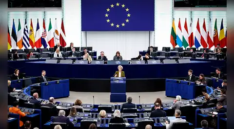 Eurocámara plantea definir en 16 años la edad mínima para el uso de redes sociales e inteligencia artificial