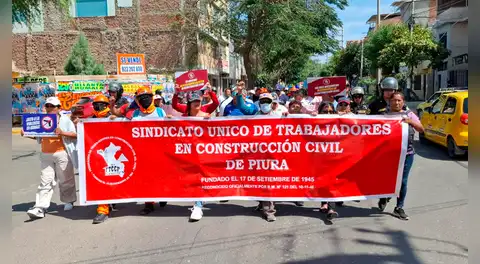 "Nos iremos al paro en todas las obras si no llegamos a un acuerdo":  obreros de construcción civil marchan en Piura pidiendo mejoras laborales y seguridad