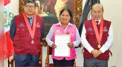 Corte Superior de Justicia de Moquegua acredita a nuevas orientadoras judiciales para fortalecer el acceso a la justicia