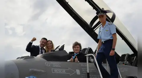 Milei presenta sus aviones cazas F16 que compró a Dinamarca y los bautiza como "ángeles protectores" de Argentina