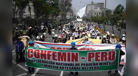 Asesor del Minem sería quien decide la extensión del REINFO y desplaza al técnico que impulsaba su formalización