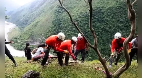 Fatal accidente en Pasco: joven turista muere tras caer a un abismo mientras se tomaba fotos en mirador de Pozuzo
