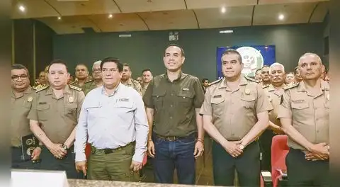 Gobierno autoriza ascenso de grado a oficiales PNP sin Diplomado ni Maestría