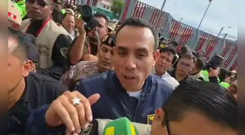 José Jerí: desorden y empujones marcan el primer día de actividades del presidente en Cusco