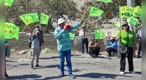 Agricultores del Valle de Tambo bloquean Panamericana Sur en primer día de paro contra Tía María