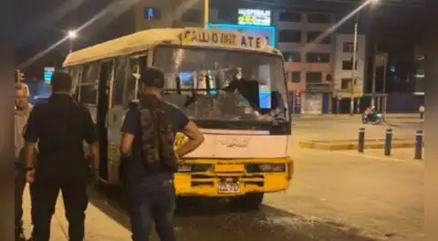 Extorsionadores balean cúster con pasajeros y dejan un herido en San Martín de Porres: sería el quinto ataque contra línea de transporte