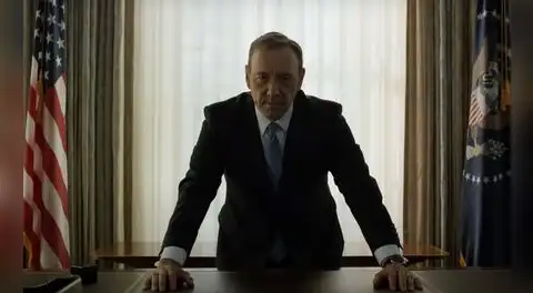 Policial y política: las series “Hinterland” y “House of Cards” (versión británica)